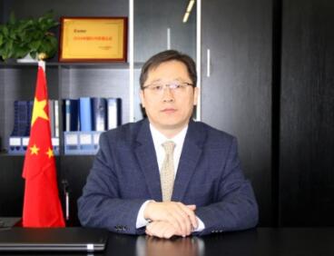 于奮飛  CEO